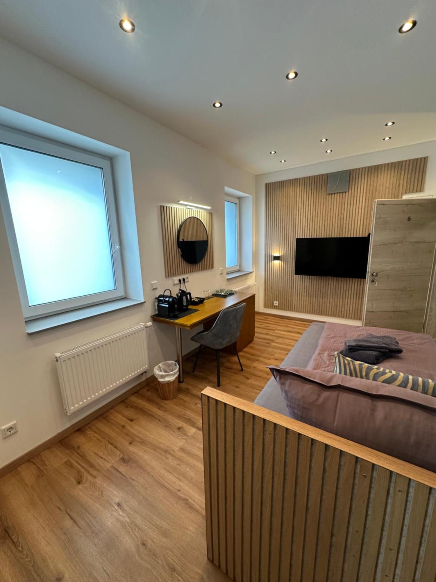Artemis Zimmervermietung 5 Ein Bettzimmer Sundern Esterno foto